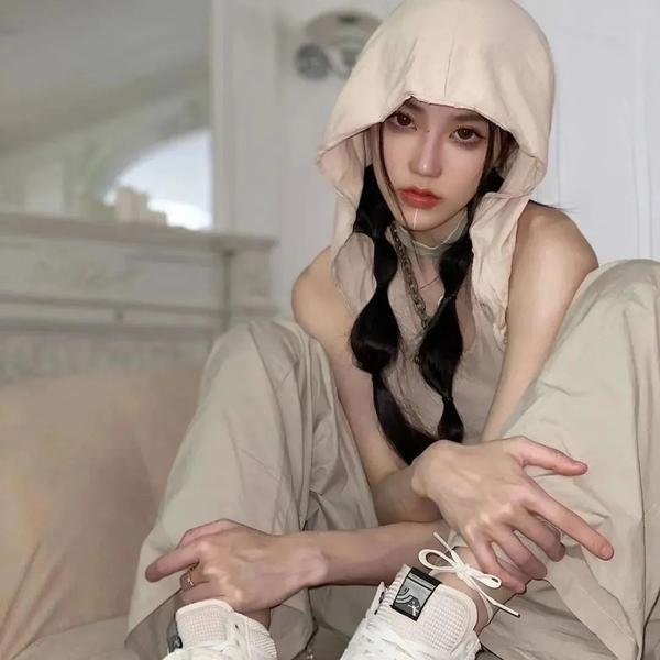 黑金地的女人
